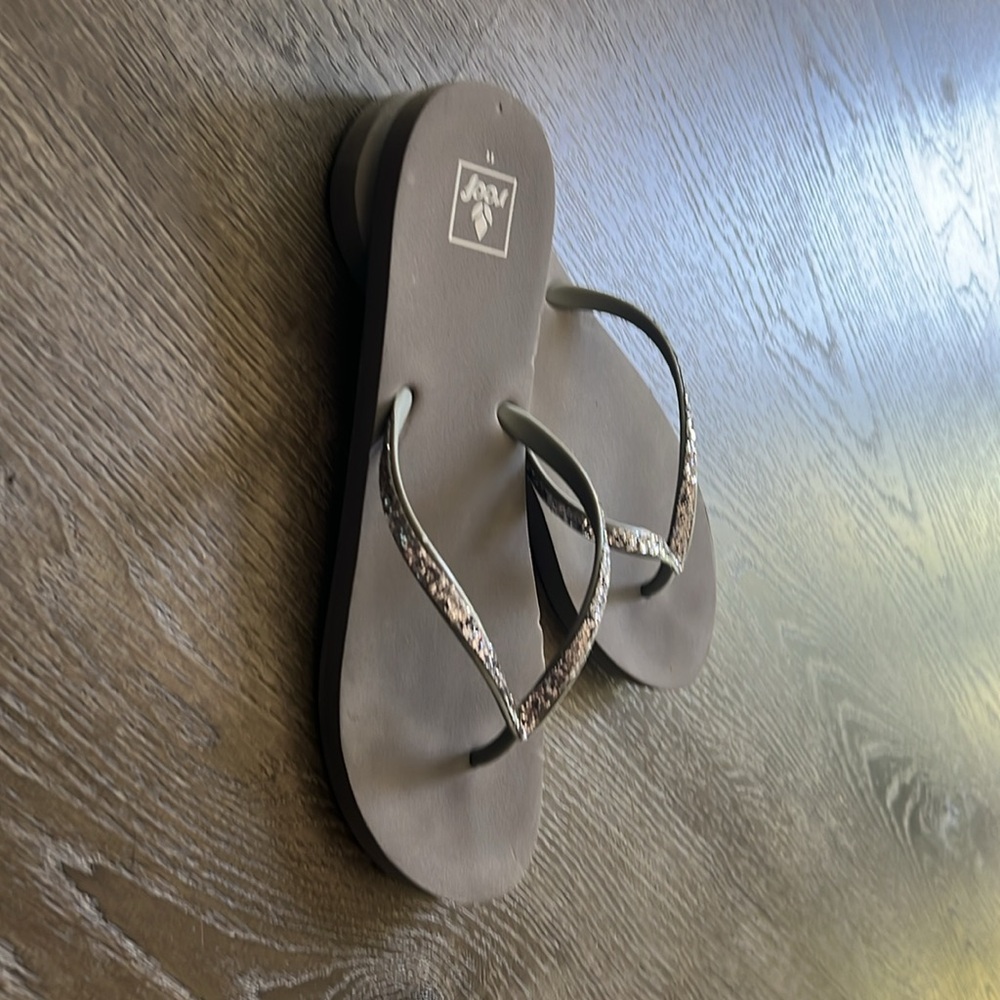 REEF Flip Flops 🩴 - Picture 5 of 5